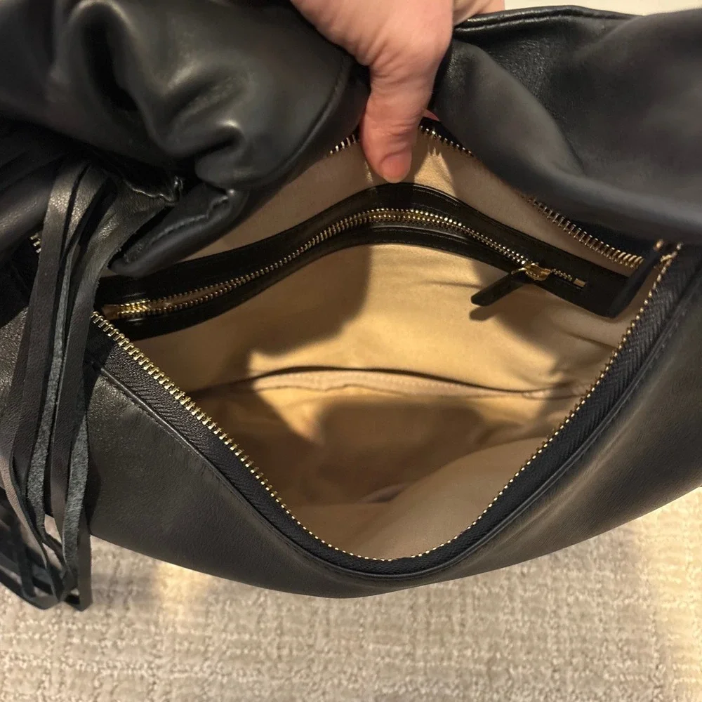 REIKE NEN‎ Women's Black Leather Tasseled Knot Detail Handle Strap Handbag Purse